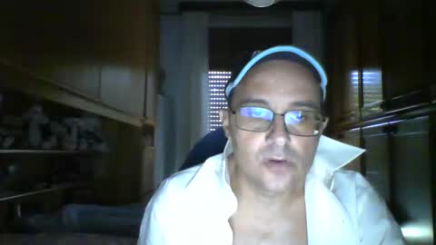 Snapshot of roby360 chatting on 10.05.25 robertino online show from 10.05.25