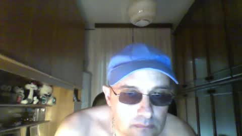 Snapshot of roby360 chatting on 07.14.26 robertino online show from 07.14.26