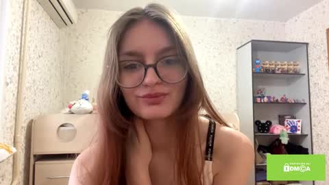 Snapshot of robynsentinella chatting on 02.06.26 robynsentinella online show from 02.06.26