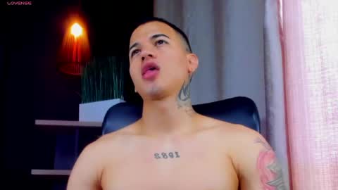 rocco_santos online show from 04.28.26