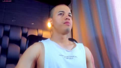 rocco_santos online show from 08.03.26