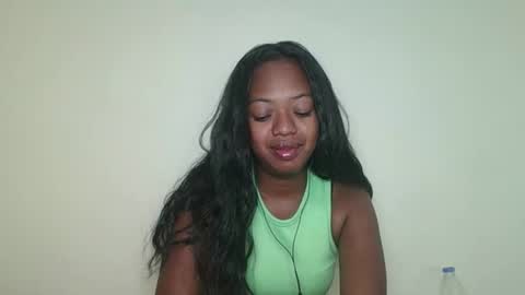 rochellinah online show from 04.28.26