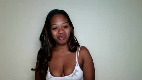 rochellinah online show from 06.21.26