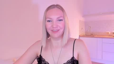 Snapshot of rock__baby chatting on 12.05.24 rock__baby online show from 12.05.24