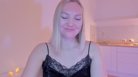 Snapshot of rock__baby chatting on 01.14.25 rock__baby online show from 01.14.25