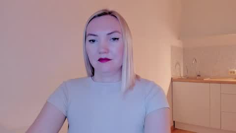 Snapshot of rock__baby chatting on 02.02.25 rock__baby online show from 02.02.25