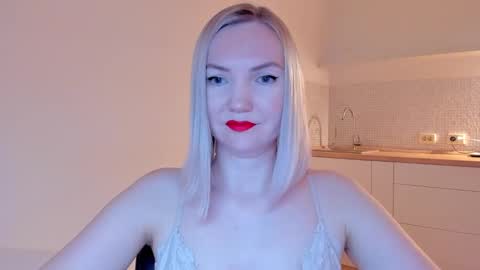 Snapshot of rock__baby chatting on 02.16.25 rock__baby online show from 02.16.25