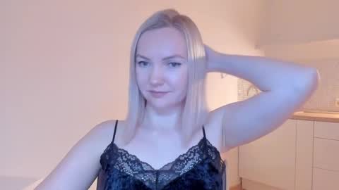 Snapshot of rock__baby chatting on 02.20.25 rock__baby online show from 02.20.25