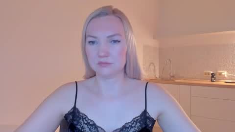 Snapshot of rock__baby chatting on 03.03.25 rock__baby online show from 03.03.25