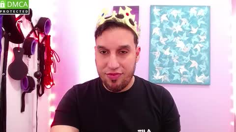 Thiago independent model online show from 11.10.25