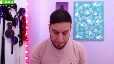 Thiago independent model online show from 11.17.25