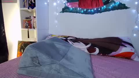 Snapshot of roffelsa chatting on 01.09.26 Jane online show from 01.09.26