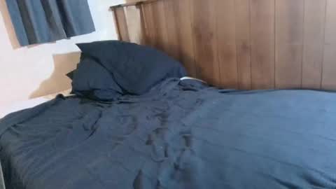 Snapshot of rogerb2218 chatting on 02.16.25 watchme online show from 02.16.25