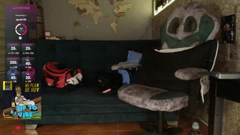 Snapshot of rogert_xx chatting on 04.04.26 Rogert online show from 04.04.26