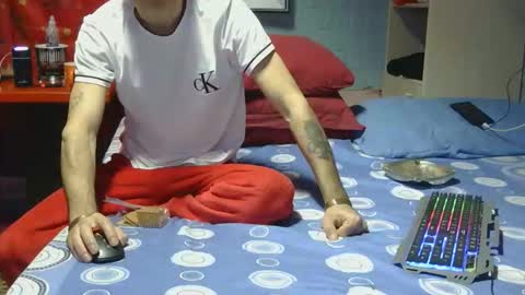 Snapshot of rogobeteilie chatting on 02.27.26 Banderas online show from 02.27.26