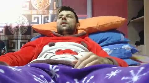 Snapshot of rogobeteilie chatting on 03.25.26 Banderas online show from 03.25.26