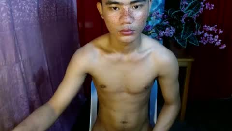 Snapshot of roianboyyy chatting on 07.30.26 roianboyyy online show from 07.30.26