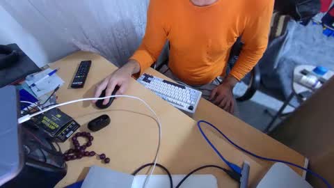 Snapshot of rokettttt chatting on 11.30.25 rokettttt online show from 11.30.25