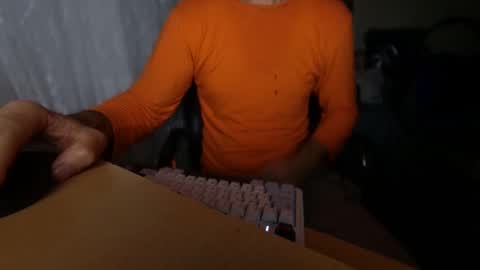 Snapshot of rokettttt chatting on 12.04.25 rokettttt online show from 12.04.25