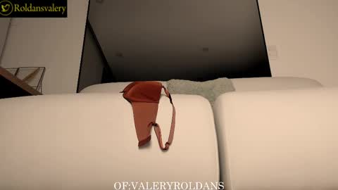 Snapshot of roldansvalery chatting on 02.26.25 Valery Roldans online show from 02.26.25