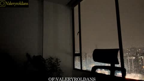 Snapshot of roldansvalery chatting on 03.12.25 Valery Roldans online show from 03.12.25