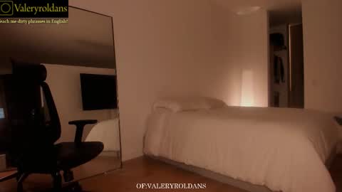 Valery Roldans online show from 02.20.26