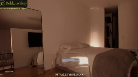 Snapshot of roldansvalery chatting on 05.05.26 Valery Roldans online show from 05.05.26