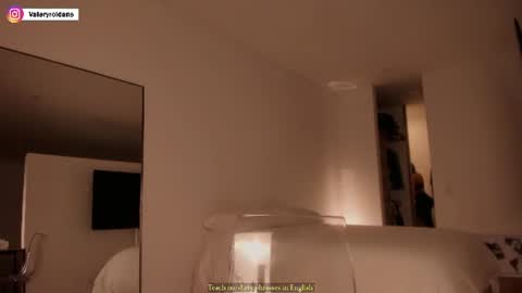 Snapshot of roldansvalery chatting on 06.23.26 Valery Roldans online show from 06.23.26