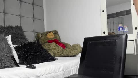 twink juli online show from 01.02.25