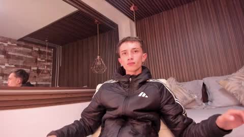 twink juli online show from 01.25.25