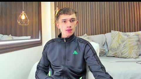twink juli online show from 02.23.25