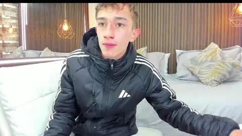 twink juli online show from 03.06.25