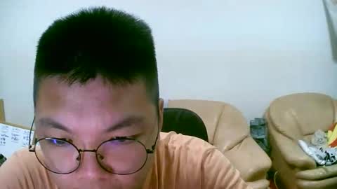 Snapshot of rolleacban chatting on 12.14.25 Rolleac online show from 12.14.25