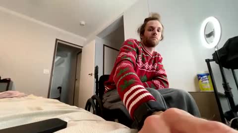 Snapshot of rollinintheweeds chatting on 01.31.25 Rollinintheweeds online show from 01.31.25