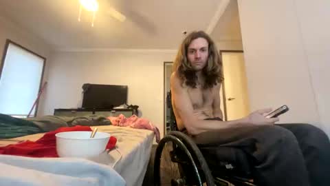 Snapshot of rollinintheweeds chatting on 01.14.26 Rollinintheweeds online show from 01.14.26