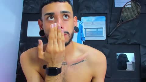 Snapshot of rolo_martinez chatting on 09.16.25 rolo martinez online show from 09.16.25