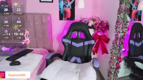 Snapshot of rolyloren chatting on 12.20.24 Marcela online show from 12.20.24