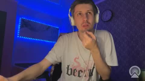 Snapshot of roma305991 chatting on 11.21.25 roma305991 online show from 11.21.25