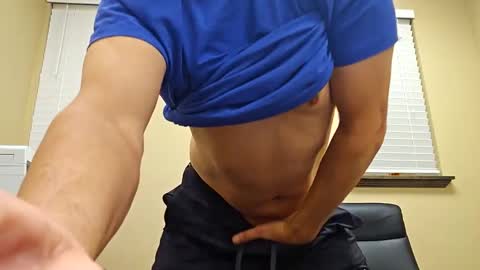 Snapshot of romanteeks chatting on 12.19.24 romanteeks online show from 12.19.24