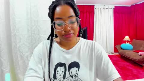 Is A Belle online show from 11.24.25