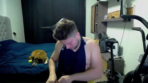 Snapshot of romantic_twunk chatting on 10.03.25 romantic_twunk online show from 10.03.25