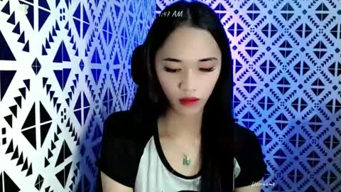 Snapshot of romanticslutxxx chatting on 02.03.25 empress online show from 02.03.25