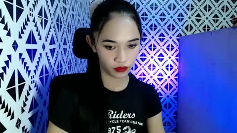 Snapshot of romanticslutxxx chatting on 02.13.25 empress online show from 02.13.25