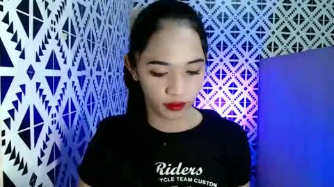 Snapshot of romanticslutxxx chatting on 02.13.25 empress online show from 02.13.25