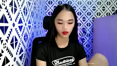 Snapshot of romanticslutxxx chatting on 02.19.25 empress online show from 02.19.25