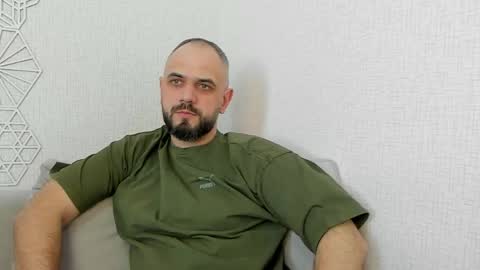 Snapshot of romdv chatting on 03.02.26 romdv online show from 03.02.26