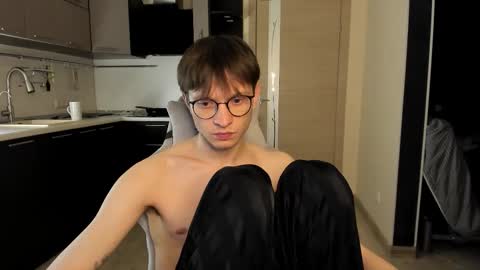 Romeo online show from 09.19.25