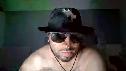 Snapshot of romeoisfabulous chatting on 06.17.26 romeoisfabulous online show from 06.17.26