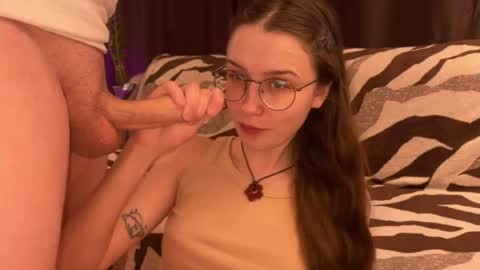 Romeo and Kate online show from 04.25.26