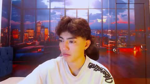 Snapshot of romeomillerr chatting on 10.05.25 Romeo online show from 10.05.25